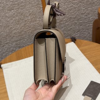 个人闲置纯手工天花板康康银扣