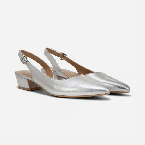 NaturalizerBanks Pointed Toe Womens Flats