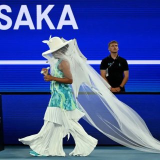 大坂直美温网战袍刷屏：上世纪复古和服风惊...