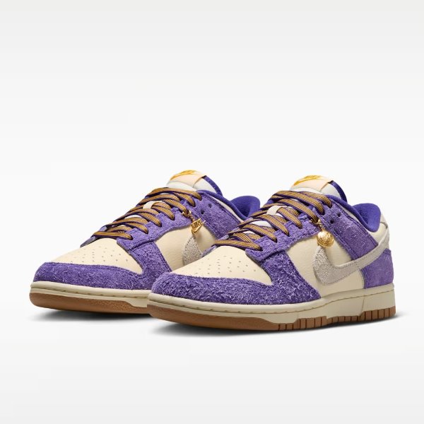 $125Nike Dunk Low Game Day
