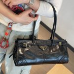 MiuMiu/Prada/Loewe等高奢爆款罕见折🔥超火法棍包$3549