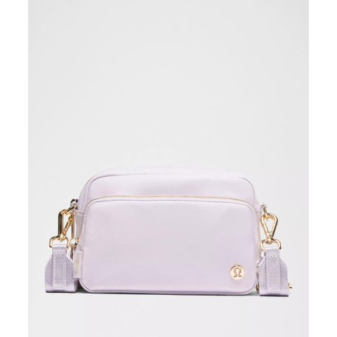 Everywhere Crossbody Bag 2L 金属配件