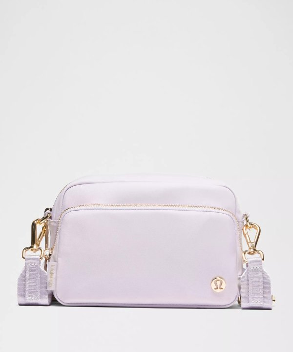 Everywhere Crossbody Bag 2L 金属配件