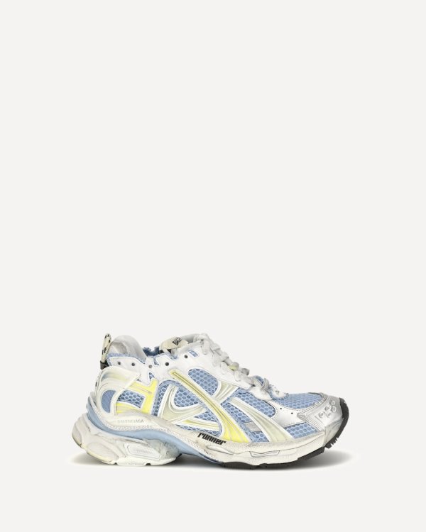  Runner 网面运动鞋