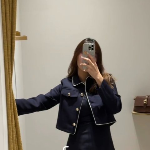 Maje 女士短款外套 海军蓝撞色