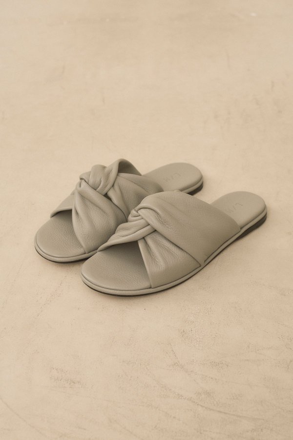 TWIST SLIDE 皮革手工凉拖