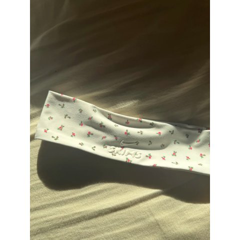 NikeSKIMS Dri-FIT 女士发带