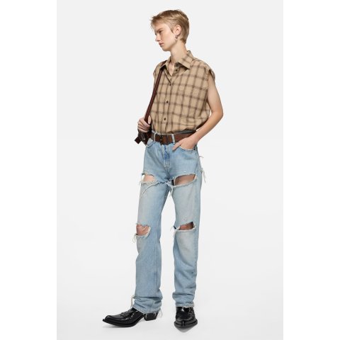 2010F Regular Fit Distressed Straight Leg Jeans