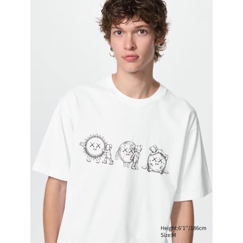 UniqloComing SoonKAWS UNIVERSE UT Men s Graphic T-Shirt