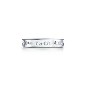 TIFFANY & Co 窄版银戒指