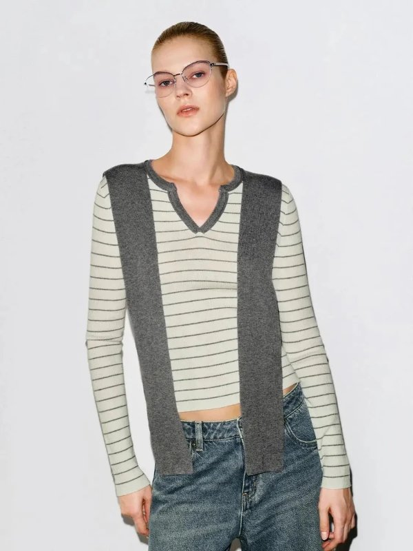 URBAN REVIVO Striped Shawl Fitted V-Neck Long Sleeve Knit T-Shirt
