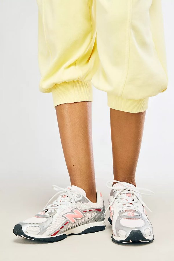 New Balance 204L Sneakers