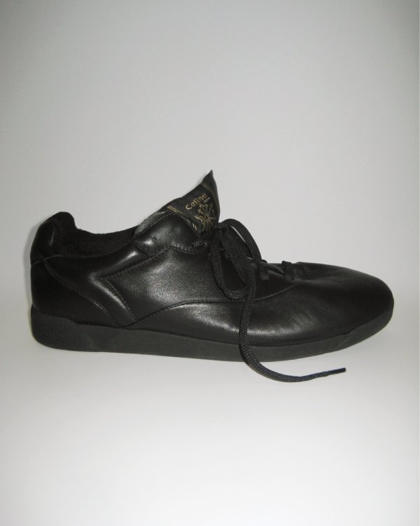 REEBOK FREESTYLE LO 联名运动鞋