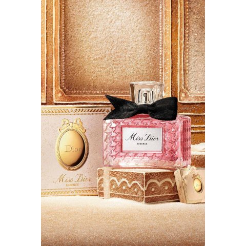 MissEssence Limited-Edition Gift Set