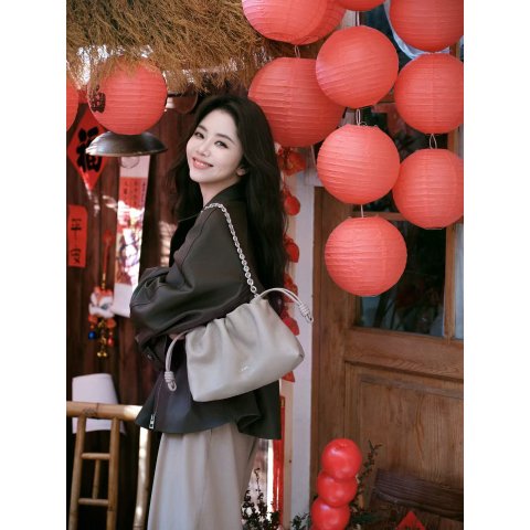 Flamenco 中号云朵包 谭松韵同款白色